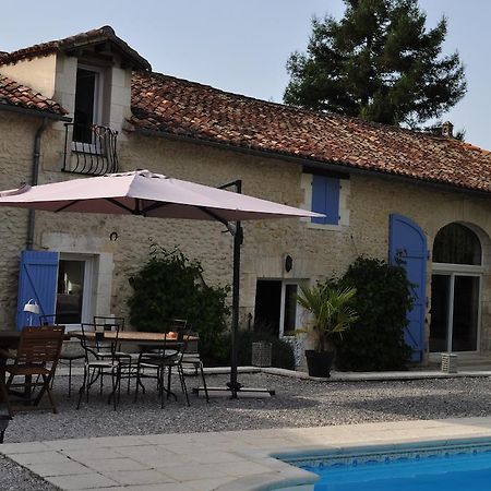 Chambres D'Hotes La Grange Au Bois Champagne-et-Fontaine Esterno foto